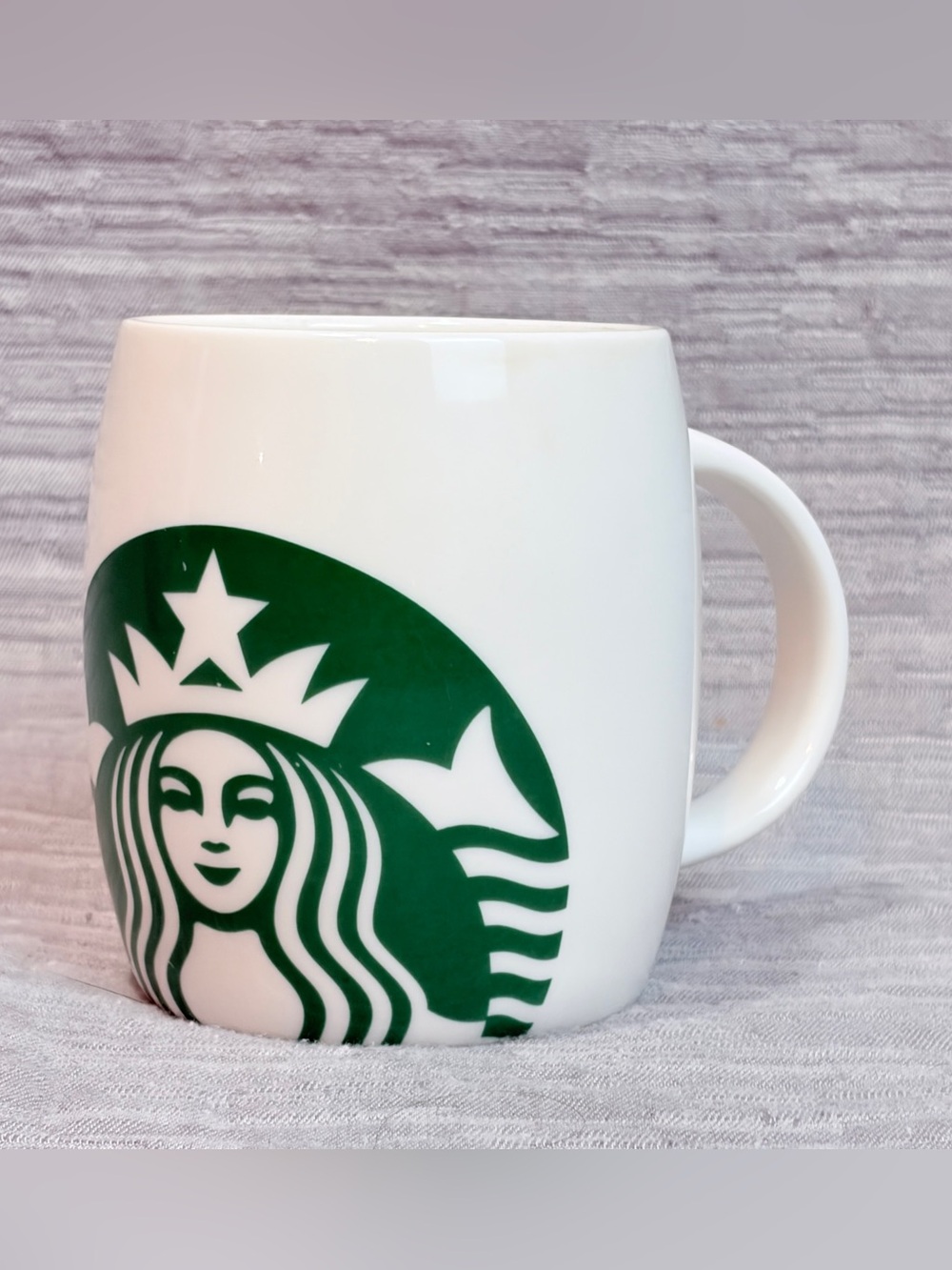 Starbucks 2010 barrel-shaped ceramic coffee mug 14 oz